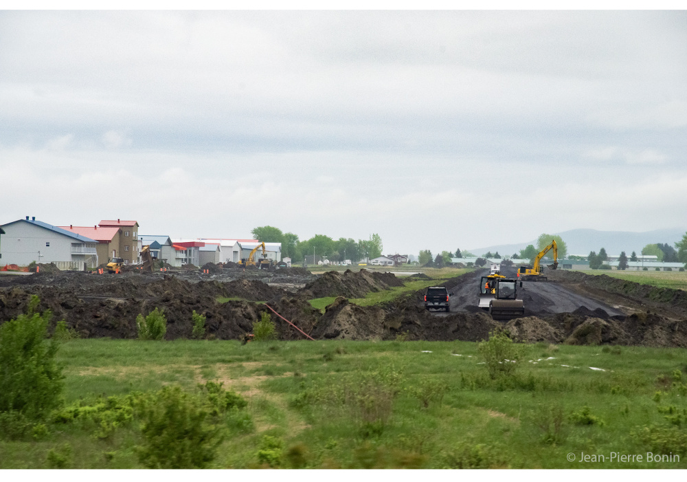 Aéroport de Saint-Hyacinthe : changement de fréquence MF
